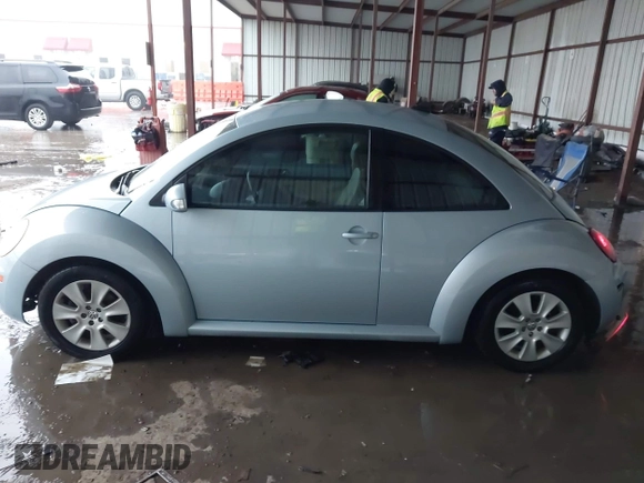 2010 Volkswagen Beetle с VIN 3VWPW3AG1AM022773, выставлен на аукционе IAAI как лот 42152867 с пробегом 138 604 миль миль и . История ставок и продаж доступна на DreamBid. Изображение 14.