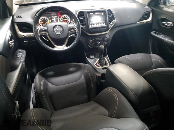 2015 Jeep Cherokee Latitude z VIN 1C4PJMCS9FW750275, wystawiony jako Copart lot #64191695 z przebiegiem 130 818 mil mil oraz Szkoda całkowita • Salvage title. Historia ofert i sprzedaży dostępna na DreamBid. Obrazek 8.