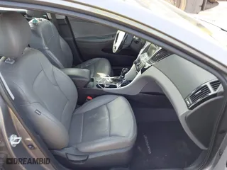2013 Hyundai Sonata SE with VIN 5NPEC4AC9DH622926, listed as a IAAI auction lot 41950404 with 81,997 mi miles. Bid and sale history available at carsss.com. Image 5.