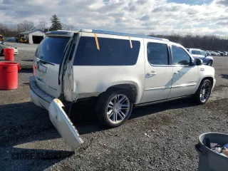 2012 Cadillac Escalade ESV Premium z VIN 1GYS4JEF6CR316609, wystawiony jako Copart lot #83081874 z przebiegiem 150 368 mil mil oraz Szkody całkowita. Historia ofert i sprzedaży dostępna na DreamBid. Obrazek 3.