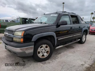 2005 Chevrolet Avalanche Z66 with VIN 3GNEC12Z35G258098, listed as a Copart auction lot 74543374 with Not Provided miles and Salvage Title. Bid and sale history available at carsss.com. Image 1.