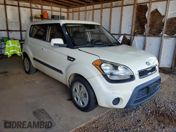 2012 Kia Soul with VIN KNDJT2A59C7380419, listed as a Copart auction lot 82353264 with 125,594 mi miles and Clean Title. Bid and sale history available at carsss.com. Image 4.
