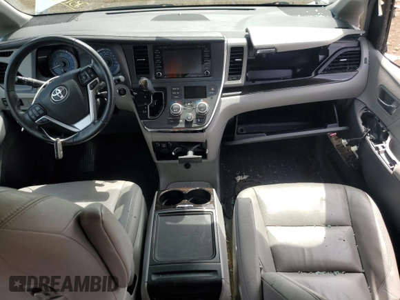 2019 Toyota Sienna XLE with VIN 5TDDZ3DC2KS210712, listed as a Copart auction lot 58591235 with Not provided miles and Salvage title. Bid and sale history available at DreamBid. Image 8.