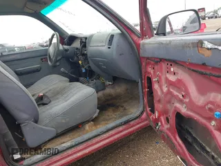 1998 Toyota Tacoma with VIN 4TANL42N3WZ078592, listed as a IAAI auction lot 42184453 with 135,130 mi miles and . Bid and sale history available at DreamBid. Image 5.