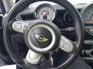 2010 MINI Hardtop S with VIN WMWMF7C59ATX41423, listed as a IAAI auction lot 42547368 with 118,083 mi miles and . Bid and sale history available at DreamBid. Image 11.