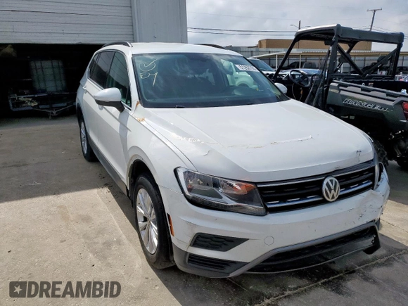 2018 Volkswagen Tiguan SEL with VIN 3VV3B7AX4JM153363, listed as a Copart auction lot 51262765 with 145,291 mi miles and Salvage title. Bid and sale history available at DreamBid. Image 4.