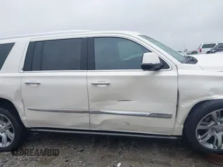2015 Cadillac Escalade ESV Premium z VIN 1GYS4TKJ6FR708255, wystawiony jako IAAI lot #42244621 z przebiegiem 31 407 mil mil oraz . Historia ofert i sprzedaży dostępna na DreamBid. Obrazek 14.
