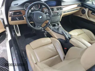 2011 BMW M3 with VIN WBSDX9C58BE584283, listed as a Copart auction lot 88327115 with 105,835 mi miles and Salvage Title. Bid and sale history available at carsss.com. Image 8.