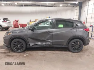 2022 Honda HR-V Sport with VIN 3CZRU6H13NM764581, listed as a IAAI auction lot 41206113 with 28,435 mi miles. Bid and sale history available at carsss.com. Image 14.
