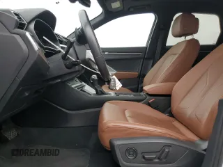 2023 Audi Q3 S line Premium z VIN WA1DECF35P1042412, wystawiony jako Copart lot #56013225 z przebiegiem 37 715 mil mil oraz Szkoda całkowita • Salvage title. Historia ofert i sprzedaży dostępna na DreamBid. Obrazek 7.