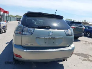 2007 Lexus RX 350 with VIN 2T2HK31U77C026557, listed as a IAAI auction lot 42115027 with 184,827 mi miles. Bid and sale history available at carsss.com. Image 16.