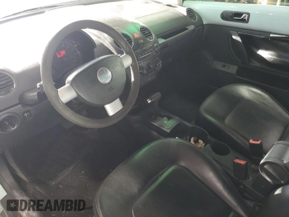2006 Volkswagen Beetle with VIN 3VWRG31YX6M328487, listed as a Copart auction lot 76566084 with 160,323 mi miles and Salvage title. Bid and sale history available at DreamBid. Image 8.