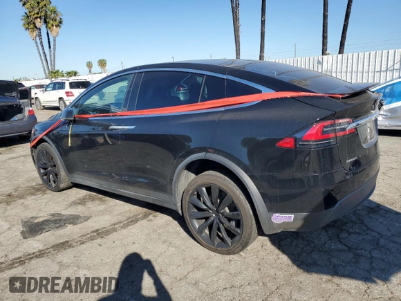 2018 Tesla Model X 75D with VIN 5YJXCAE24JF142506, listed as a Copart auction lot 43536215 with Not Provided miles and Salvage Title. Bid and sale history available at carsss.com. Image 2.