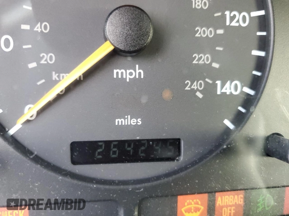 2002 Mercedes-Benz M-Class with VIN 4JGAB75EX2A326747, listed as a Copart auction lot 82106664 with 264,245 mi miles and Salvage Title. Bid and sale history available at carsss.com. Image 9.