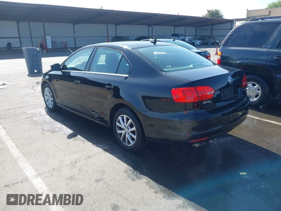 2013 Volkswagen Jetta SE with VIN 3VWDP7AJ7DM279184, listed as a IAAI auction lot 42387002 with 84,288 mi miles and . Bid and sale history available at DreamBid. Image 3.