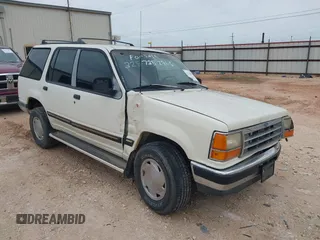 1991 Ford Explorer XL z VIN 1FMDU32X5MUA21535, wystawiony jako IAAI lot #42370194 z przebiegiem 83 911 mil mil oraz . Historia ofert i sprzedaży dostępna na DreamBid. Obrazek 1.