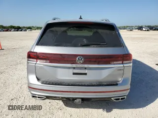 2024 Volkswagen Atlas SEL Premium R-Line with VIN 1V2FR2CA9RC520336, listed as a Copart auction lot 52252065 with 16,900 mi miles and Salvage title. Bid and sale history available at DreamBid. Image 6.