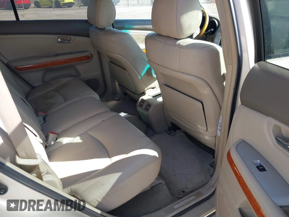 2008 Lexus RX with VIN 2T2HK31U38C057662, listed as a IAAI auction lot 41977657 with 178,847 mi miles. Bid and sale history available at carsss.com. Image 8.