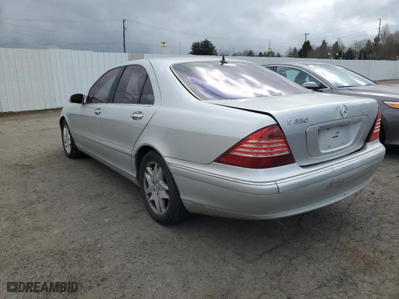 2006 Mercedes-Benz S-Class 3.7L with VIN WDBNF67J76A475815, listed as a Copart auction lot 47434105 with 132,766 mi miles and Salvage Title. Bid and sale history available at carsss.com. Image 2.