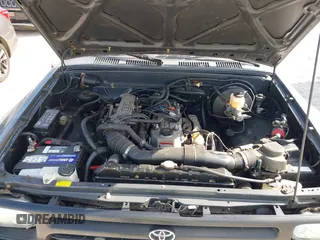 1992 Toyota Pickup with VIN JT4RN81AXN0100712, listed as a IAAI auction lot 42016872 with 124,997 mi miles and . Bid and sale history available at DreamBid. Image 10.