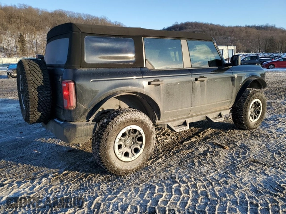 2022 Ford Bronco with VIN 1FMEE5DP9NLB55644, listed as a Copart auction lot 42320845 with 27,169 mi miles and Salvage Title. Bid and sale history available at DreamBid. Image 3.