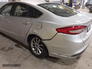 2017 Ford Fusion SE with VIN 3FA6P0HDXHR162250, listed as a IAAI auction lot 41539104 with 142,108 mi miles. Bid and sale history available at carsss.com. Image 6.