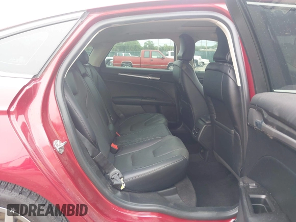 2019 Ford Fusion Titanium с VIN 3FA6P0RU2KR190369, выставлен на аукционе IAAI как лот 42193379 с пробегом 60 325 миль миль и . История ставок и продаж доступна на DreamBid. Изображение 8.