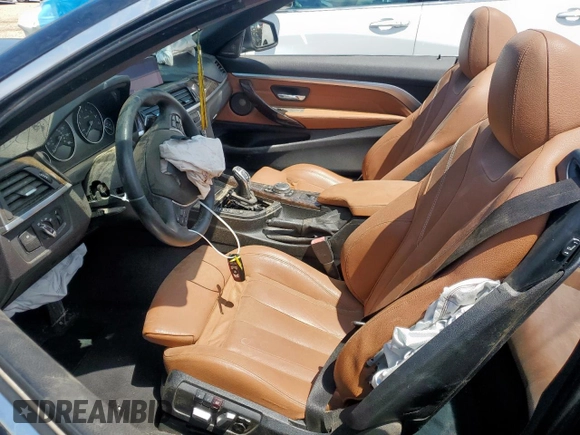 2016 BMW 4 Series 428i z VIN WBA3V7C57G5A27806, wystawiony jako Copart lot #53341735 z przebiegiem 77 381 mil mil oraz Szkoda całkowita • Salvage title. Historia ofert i sprzedaży dostępna na DreamBid. Obrazek 7.