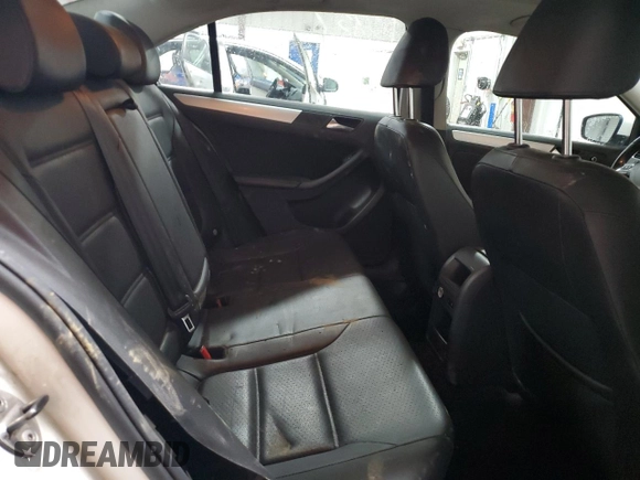 2013 Volkswagen Jetta SE with VIN 3VWDP7AJ9DM355097, listed as a Copart auction lot 62065445 with 196,943 mi miles and Salvage title. Bid and sale history available at DreamBid. Image 10.