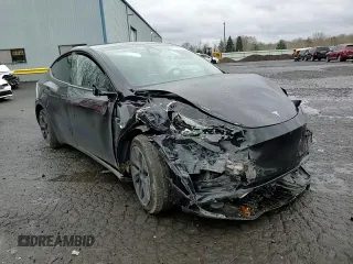 2024 Tesla Model Y Long Range with VIN 7SAYGDEE2RF131085, listed as a Copart auction lot 50171055 with Not Provided miles and Salvage Title. Bid and sale history available at DreamBid. Image 10.