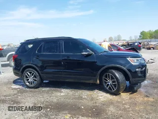 2018 Ford Explorer Sport z VIN 1FM5K8GT4JGB51684, wystawiony jako IAAI lot #41898968 z przebiegiem 92 867 mil mil oraz . Historia ofert i sprzedaży dostępna na DreamBid. Obrazek 13.
