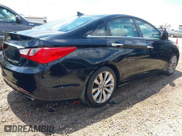 2013 Hyundai Sonata Limited with VIN 5NPEC4AC1DH583846, listed as a IAAI auction lot 42219947 with 120,889 mi miles and . Bid and sale history available at DreamBid. Image 4.