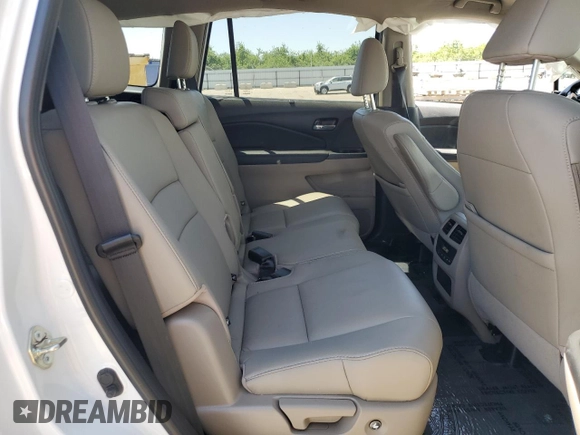 2021 Honda Pilot EX-L z VIN 5FNYF5H58MB015609, wystawiony jako Copart lot #55994845 z przebiegiem 70 190 mil mil oraz Nie do naprawy • Non repairable. Historia ofert i sprzedaży dostępna na DreamBid. Obrazek 11.