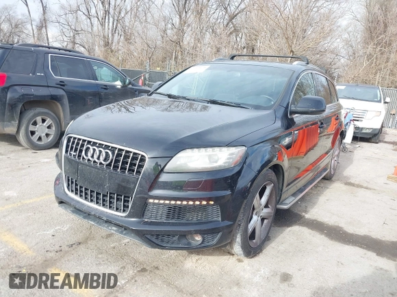 2012 Audi Q7 3.0T S line Prestige with VIN WA1DGBFEXCD007833, listed as a IAAI auction lot 41095179 with 149,538 mi miles. Bid and sale history available at carsss.com. Image 17.