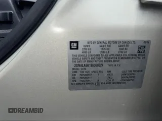 2014 Chevrolet Equinox LS z VIN 2GNALAEK1E6360024, wystawiony jako IAAI lot #42330732 z przebiegiem 121 614 mil mil oraz . Historia ofert i sprzedaży dostępna na DreamBid. Obrazek 9.