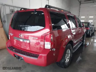 2012 Nissan Pathfinder S with VIN 5N1AR1NB7CC600605, listed as a IAAI auction lot 41268269 with 185,083 mi miles. Bid and sale history available at carsss.com. Image 4.