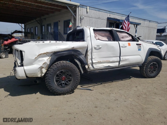 2019 Toyota Tacoma 4WD SR with VIN 5TFCZ5AN3KX210922, listed as a Copart auction lot 42830434 with 1 mi miles and Non Repairable. Bid and sale history available at carsss.com. Image 3.