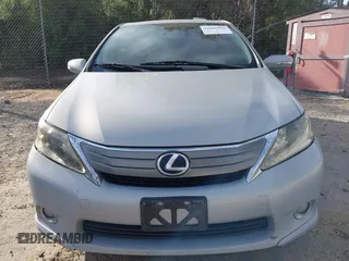 2010 Lexus HS 250h with VIN JTHBB1BA8A2014764, listed as a IAAI auction lot 41685788 with 356,543 mi miles and . Bid and sale history available at DreamBid. Image 12.