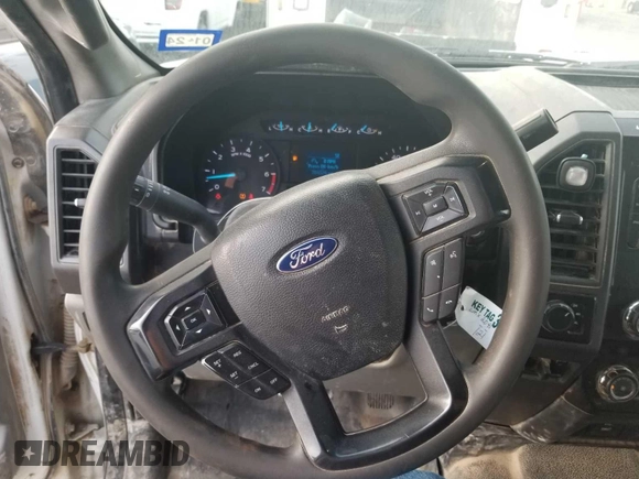 2019 Ford F-250 XL z VIN 1FT7W2B66KEC90809, wystawiony jako IAAI lot #42845140 z przebiegiem 204 526 mil mil oraz . Historia ofert i sprzedaży dostępna na DreamBid. Obrazek 36.