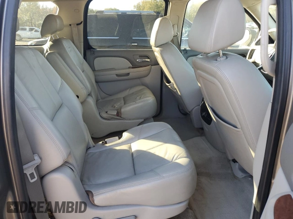 2008 GMC Yukon XL SLE w/3SA with VIN 1GKFC16058R125716, listed as a Copart auction lot 82156534 with Not Provided miles and Salvage Title. Bid and sale history available at carsss.com. Image 11.