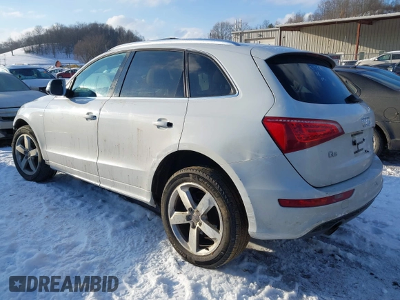 2012 Audi Q5 3.2L Premium Plus with VIN WA1DKAFP9CA071857, listed as a IAAI auction lot 41391040 with 1 mi miles. Bid and sale history available at carsss.com. Image 3.