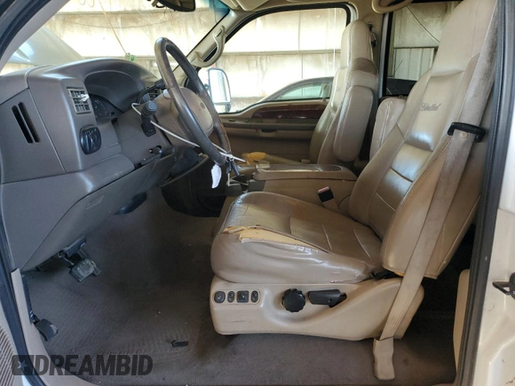 2002 Ford Excursion Limited с VIN 1FMNU43S62ED07804, выставлен на аукционе Copart как лот 46472715 с пробегом 282 929 миль миль и Чистый • Clean title. История ставок и продаж доступна на DreamBid. Изображение 7.