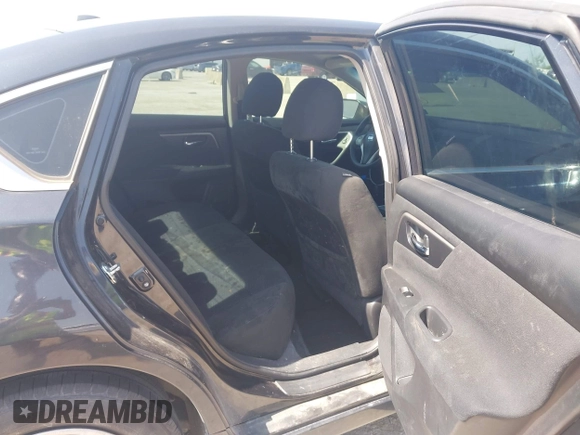 2015 Nissan Altima 2.5 z VIN 1N4AL3AP9FN349264, wystawiony jako IAAI lot #42031156 z przebiegiem 107 783 mil mil oraz . Historia ofert i sprzedaży dostępna na DreamBid. Obrazek 8.