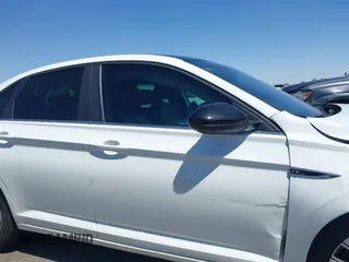 2020 Volkswagen Jetta S z VIN 3VWCB7BU4LM059258, wystawiony jako IAAI lot #42131824 z przebiegiem 64 724 mil mil oraz . Historia ofert i sprzedaży dostępna na DreamBid. Obrazek 14.