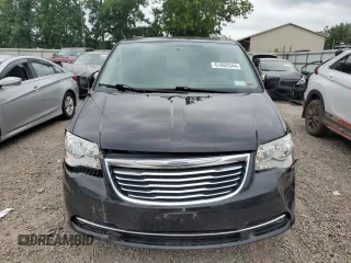 2015 Chrysler Town & Country Touring with VIN 2C4RC1BG7FR560689, listed as a Copart auction lot 61602544 with 117,441 mi miles and Salvage Title. Bid and sale history available at DreamBid. Image 5.