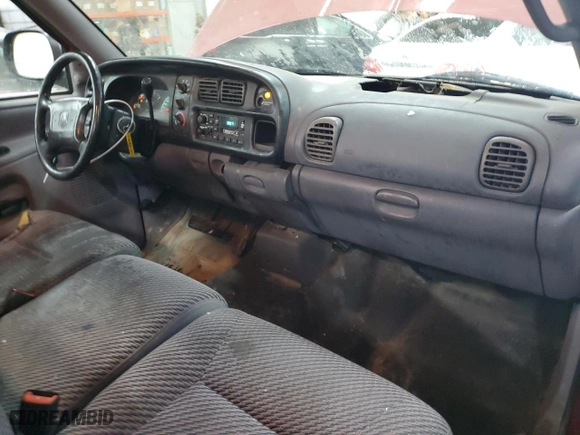 1999 Dodge Ram 1500 with VIN 3B7HC16Y0XM505489, listed as a Copart auction lot 44570345 with 197,705 mi miles and Salvage Title. Bid and sale history available at carsss.com. Image 8.