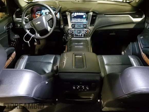 2019 Chevrolet Suburban Premier with VIN 1GNSKJKC7KR140553, listed as a Copart auction lot 83027274 with 89,835 mi miles and Salvage Title. Bid and sale history available at DreamBid. Image 8.