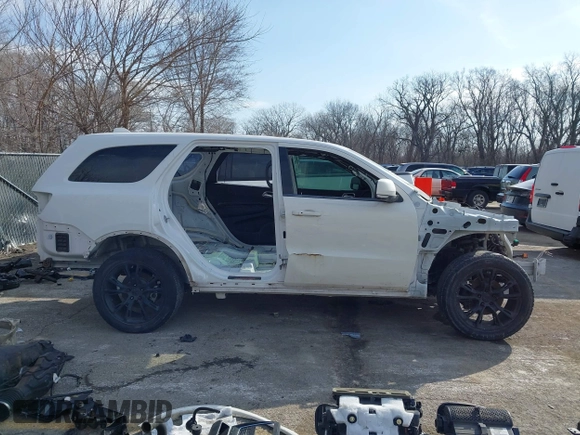 2018 Dodge Durango SRT with VIN 1C4SDJGJXJC219131, listed as a IAAI auction lot 41666668 with Not Provided miles and . Bid and sale history available at carsss.com. Image 13.
