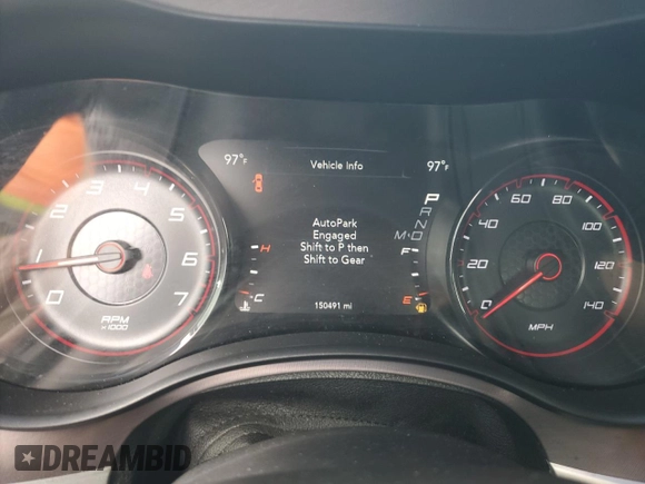 2019 Dodge Charger SXT z VIN 2C3CDXBG8KH554197, wystawiony jako Copart lot #56352895 z przebiegiem 150 491 mil mil oraz Czysty tytuł • Clean title. Historia ofert i sprzedaży dostępna na DreamBid. Obrazek 9.
