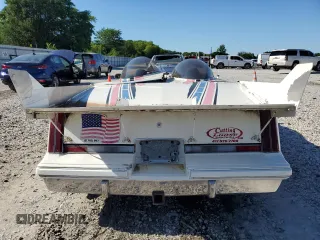 1983 Oldsmobile Cutlass Supreme z VIN 1G3AR47A2DM503155, wystawiony jako Copart lot #85253274 z przebiegiem Nie podano mil oraz Szkoda całkowita • Salvage title. Historia ofert i sprzedaży dostępna na DreamBid. Obrazek 6.